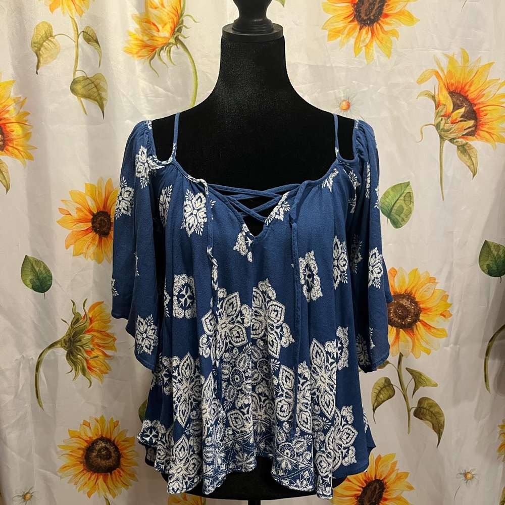 Rue21 Blue White Floral Cold-Shoulder Lace-Up Top